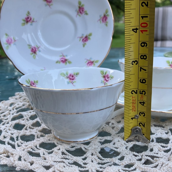 Collingwoods Bone China Set of 2 Teacups and Saucers Pink Roses Gold Detailing - Picture 11 of 13